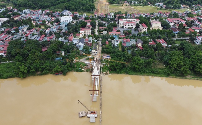 Dự Án Cầu Nối Hai Bờ Sông Mã