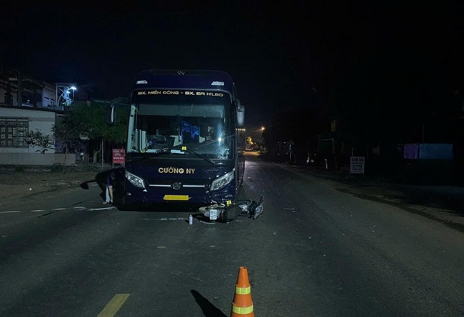 TNGT Do Người Cao Tuổi Lái Xe Máy