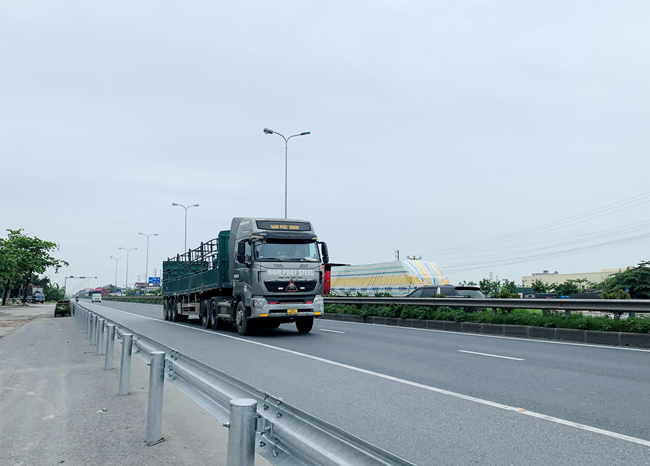 Rào Chắn 10 Đoạn Nối Trái Phép Tại TP Hải Dương