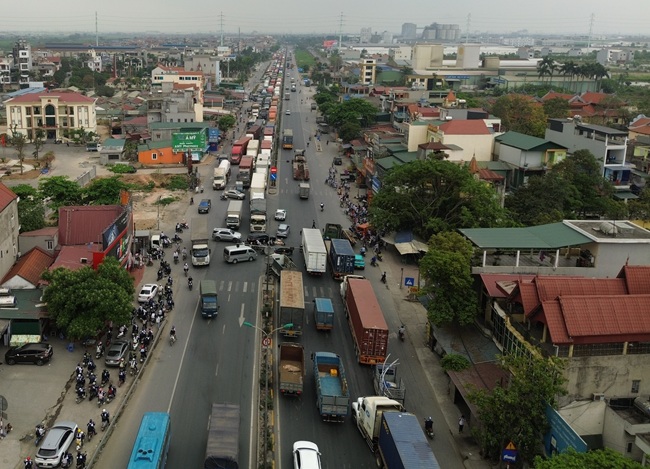 Nguy Hiểm Trên Quốc Lộ 5 Đoạn Qua Hải Dương