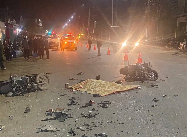 Tai Nạn Giao Thông Khiến Hai Học Sinh Gặp Nạn