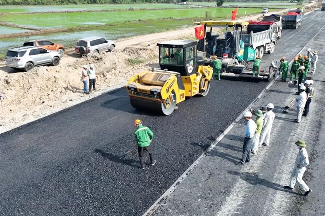 Những KM Đầu Tiên Cao Tốc Cần Thơ Cà Mau
