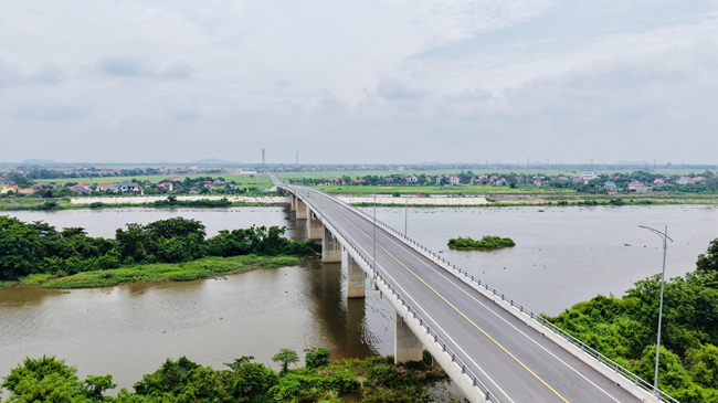 Cầu Bến Mới
