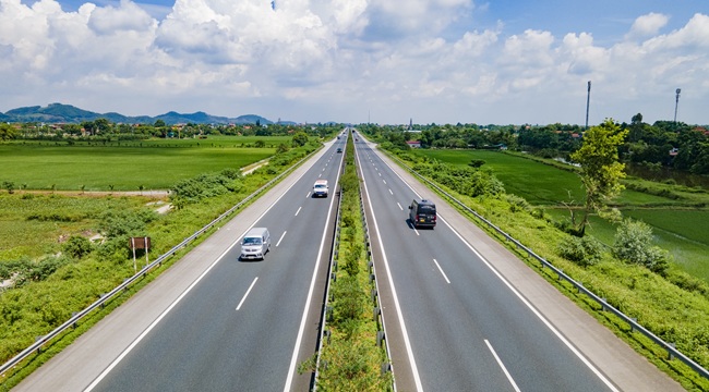 Đề Xuất Mở Rộng Cao Tốc Thêm 2 Làn Xe