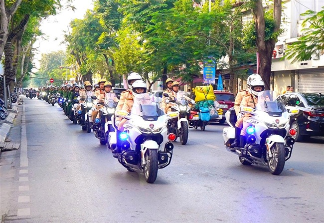 Ra Quân Đảm Bảo Trật Tự Đường Lê Quý Đôn
