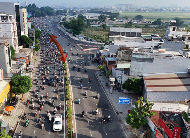 Dòng Xe Không Thể Vào Đường Nối