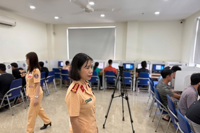 Bộ Đề Lý Thuyết Sát Hạch Lái Xe Mới