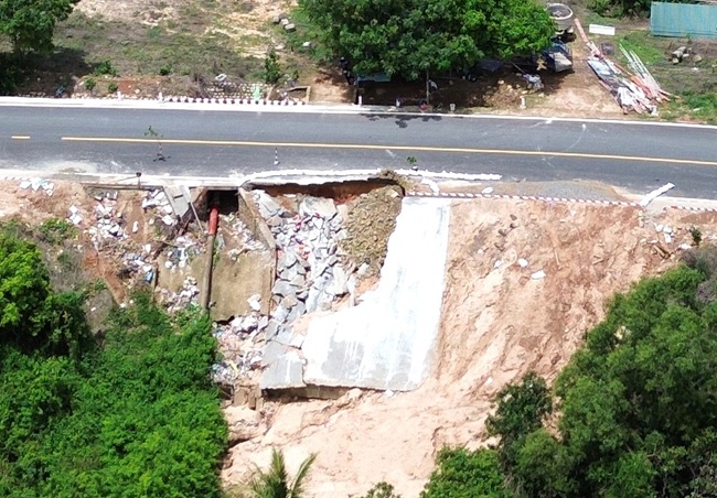 Mưa Lớn Gây Sạt Lở Nghiêm Trọng