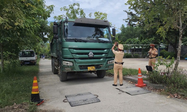Xử Phạt Tài Xế Không GPLX