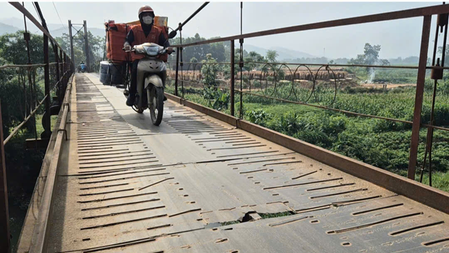 Cầu Treo Hà Biên Xuống Cấp Nghiêm Trọng